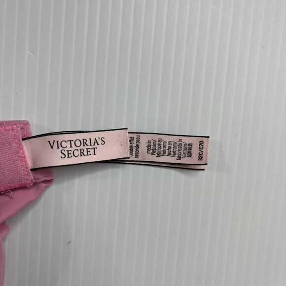 Victoria's Secret T-Shirt Lightly Lined Wireless Bra 32C Spell Out Straps Pink - Picture 4 of 6